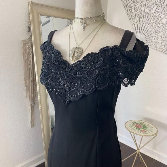 Vintage Made in USA Black Romantic Goth Off Shoulder Sequin Lace Midi Dress M - Picture 4 of 8